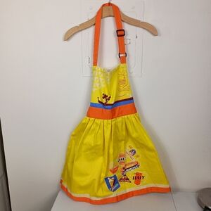 Disney Epcot World Showcase Italy Pavilion Apron Souvenir Yellow Mickey Gondola